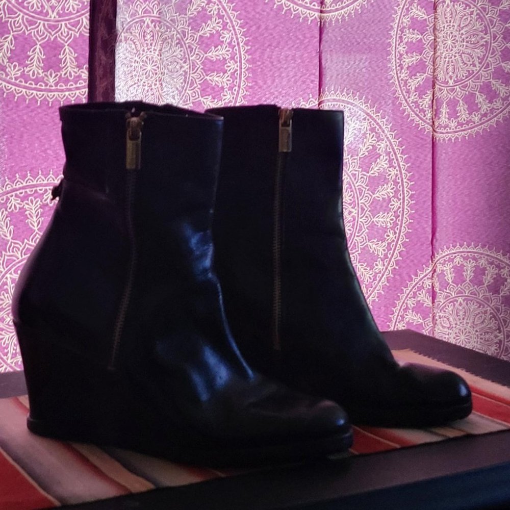 Michael Kors Black Wedge Boots 9M